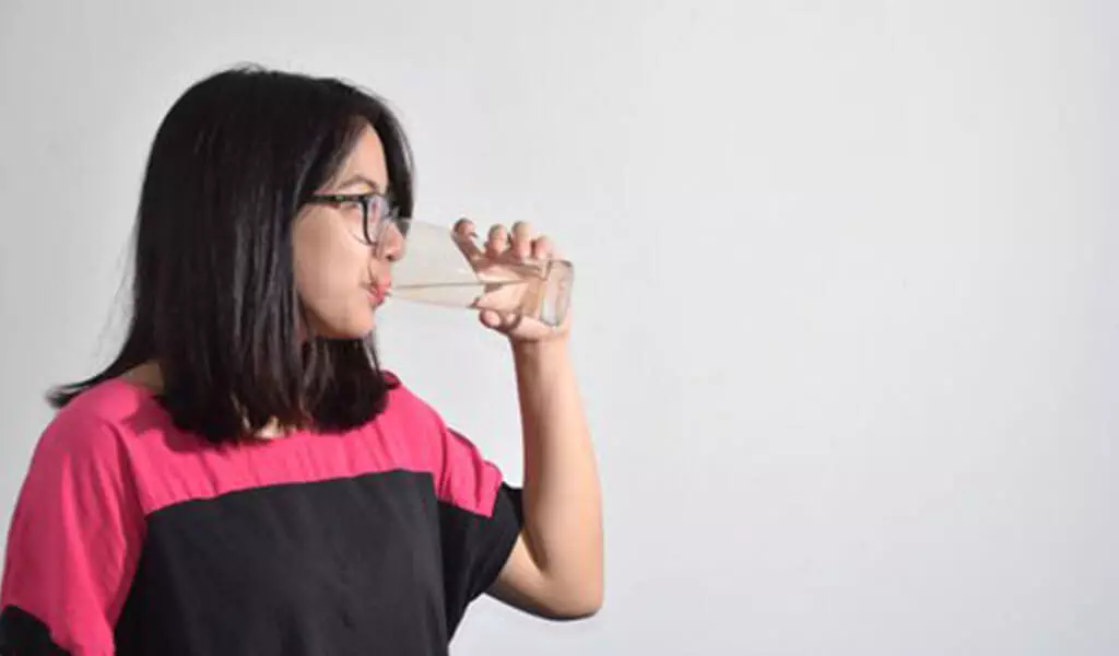 Bahaya Minum Air Putih Berlebihan Rs Harum Sisma Medika 2530